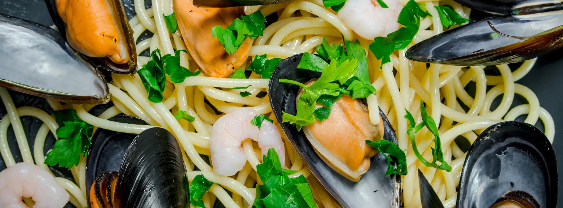 a detail of spaghetti with clams